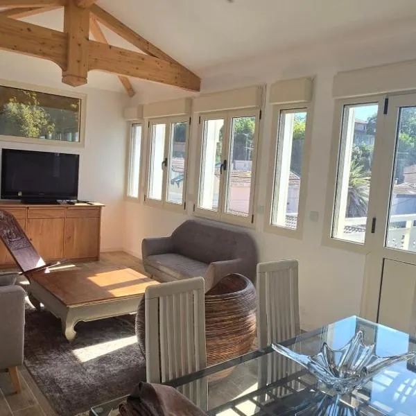 Arcachon centre Appartement T6 climatisé, grand comfort, hotell sihtkohas Arcachon