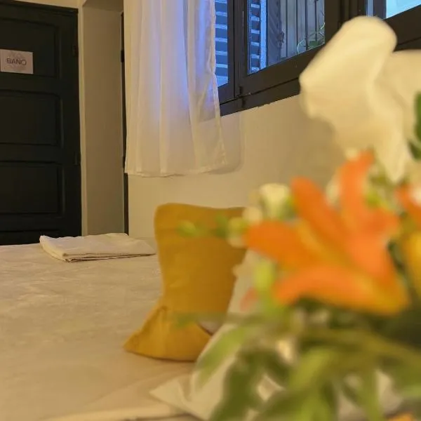 Clivias Hostel, viešbutis mieste Salta