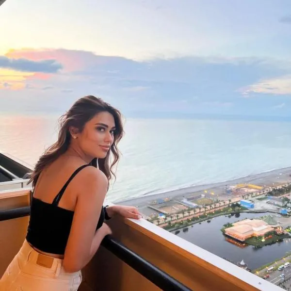panorama sea view aparthotel, hotel v destinaci Batumi