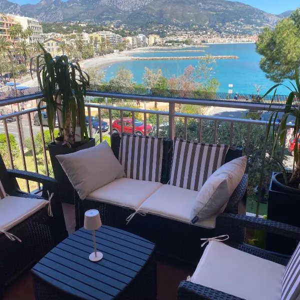Appartamento Fronte Mare con Terrazza McGregor's Seaview, hotell i Roquebrune-Cap-Martin