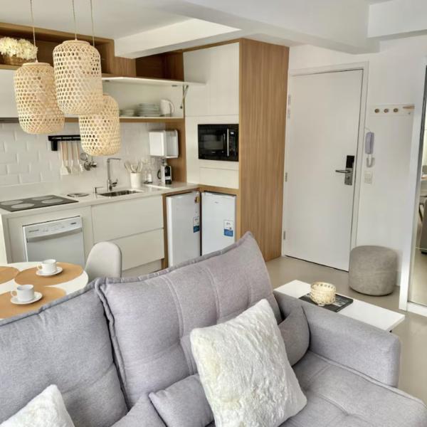 Luxury UpScale 1 Bed-room Apartment