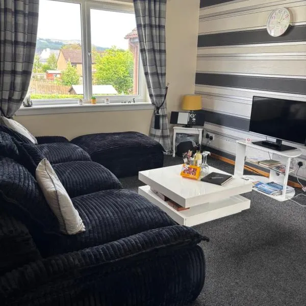 Cameron apartment Loch Ness, hotel in Fort Augustus