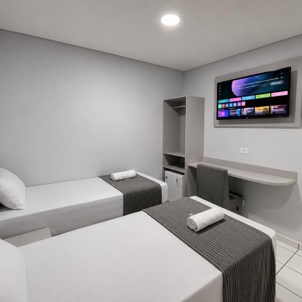 Hotel Colonial Plaza - Ao Lado do Metrô Armênia, 5 Min do Brás e Rua 25 de Março e 10 Min do Expo Pavilhões Anhembi