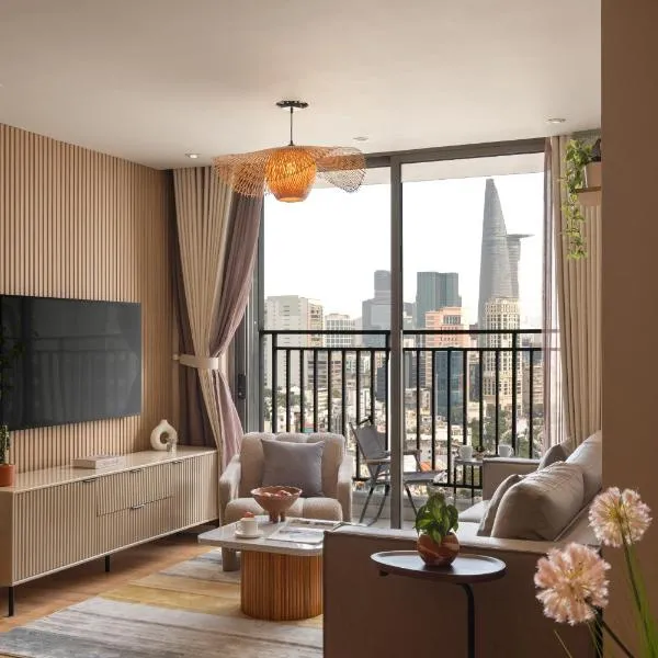Rivergate Residence District 4 - Premium Studios, 2 & 3 Bedroom Apartments By Veluxe Stay - Aussie Owned, Western Hospitality - 5 Mins Walk to District 1 - Genuine Photos, hotel in Ho Chi Minh City