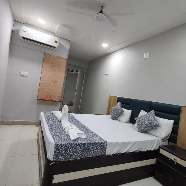hotel anjani inn photo 2