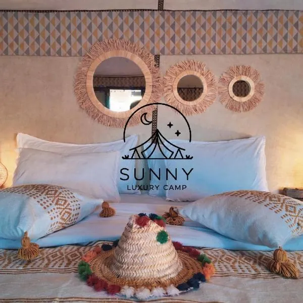 Sunny Luxury Camp, hotel a Merzouga