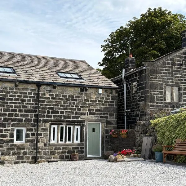The Cottage at Stoodley Barn, hotel in Todmorden