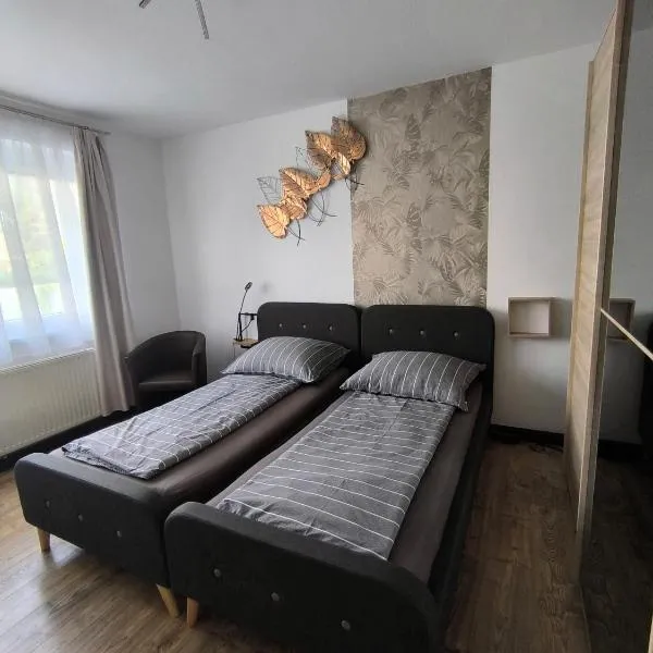 4 You Apartment in Leoben mit Balkon, Garten und kostenlosen Parkplatz, hotell i Leoben