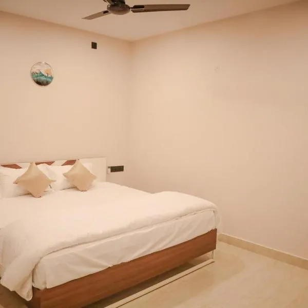 Heaven Crest - 127, Suites & Stays, hotell sihtkohas Mambakkam