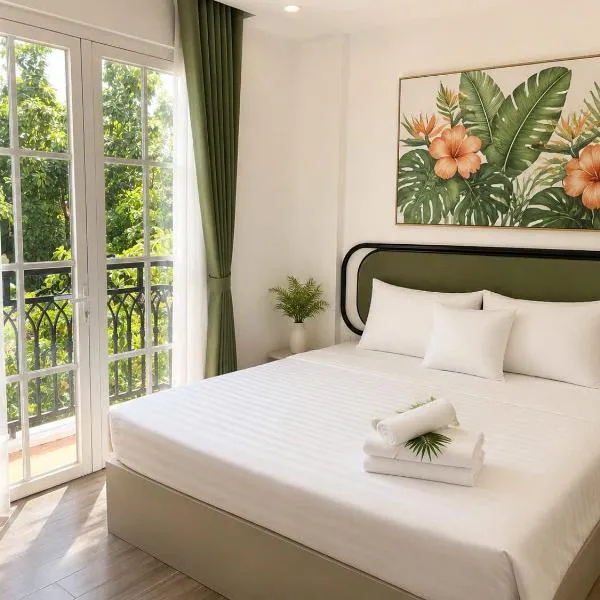 Blue Hotel Phu Quoc Sunset Town, hotell i Phu Quoc