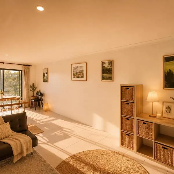 City Explorer Base 3BR&2 Floors&Walk to Mall & Airport Transit、パースのホテル