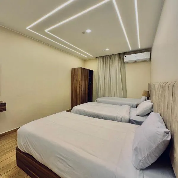 Pyramids hotel& Free Pickup, hotell i Kairo