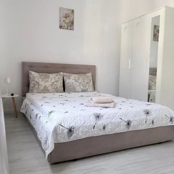 Roşu에 위치한 호텔 Bella Home Residence