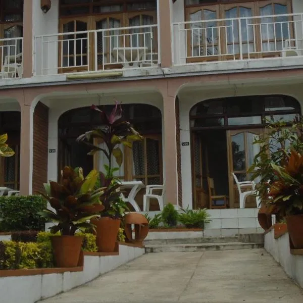 Ubumwe Hotel, Hotel in Gisenyi