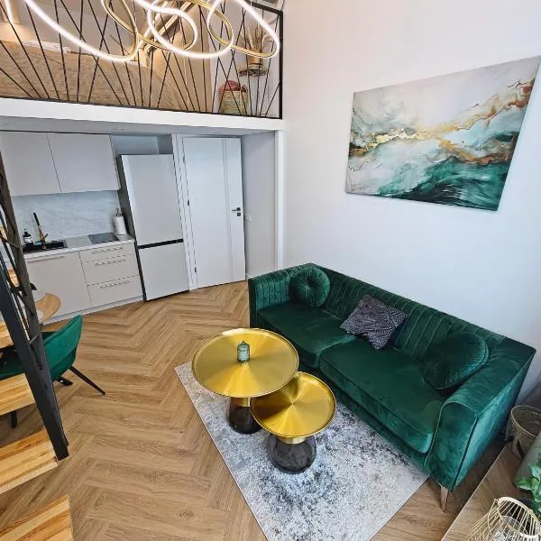 The Emerald Loft I Terrace I Free Parking: Kaunas şehrinde bir otel