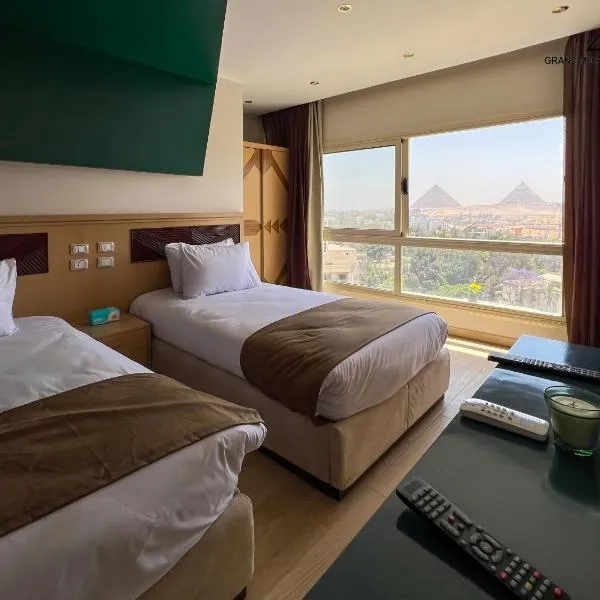 Grand Museum with Pyramids view inn, hotel in Cairo