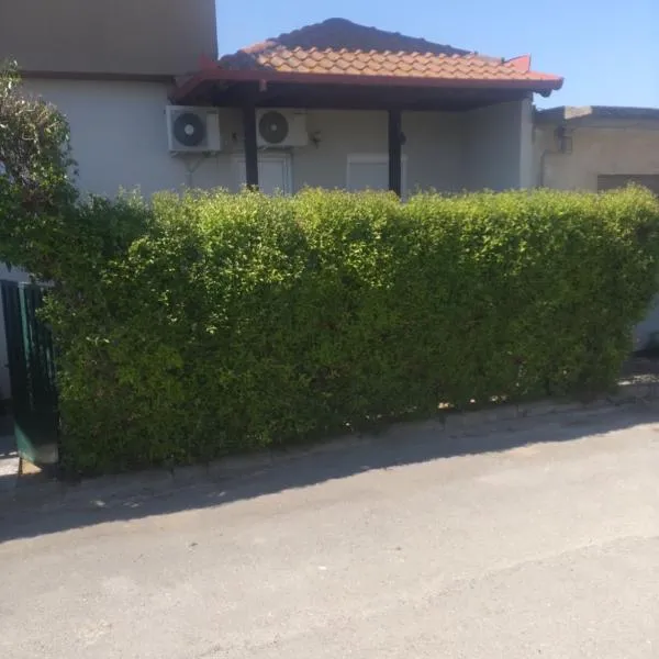 Roxani, hotelli kohteessa Pélla
