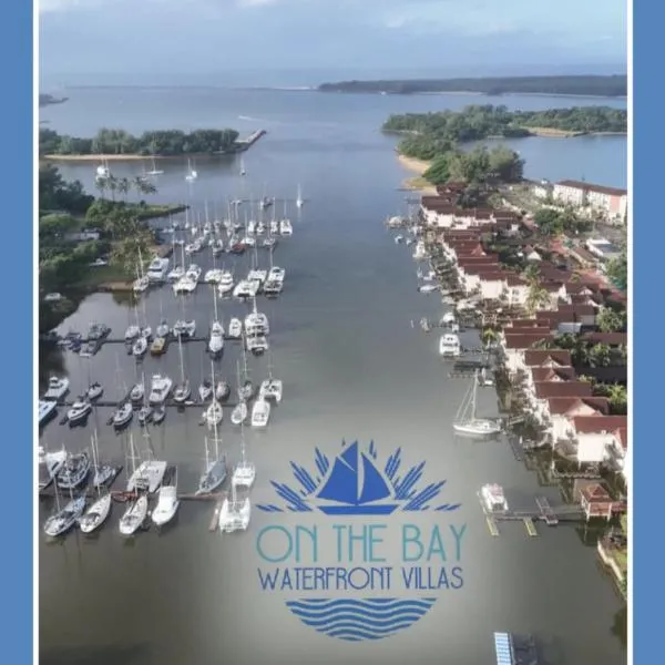 On The Bay Waterfront Villa's, Tuzi Gazi Richards Bay, hotelli kohteessa Richards Bay