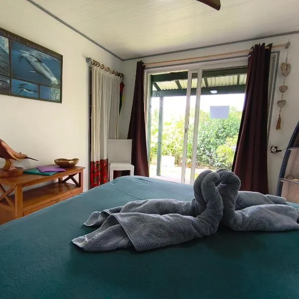 Te Ava Piti Lodge, hotell i Uturoa