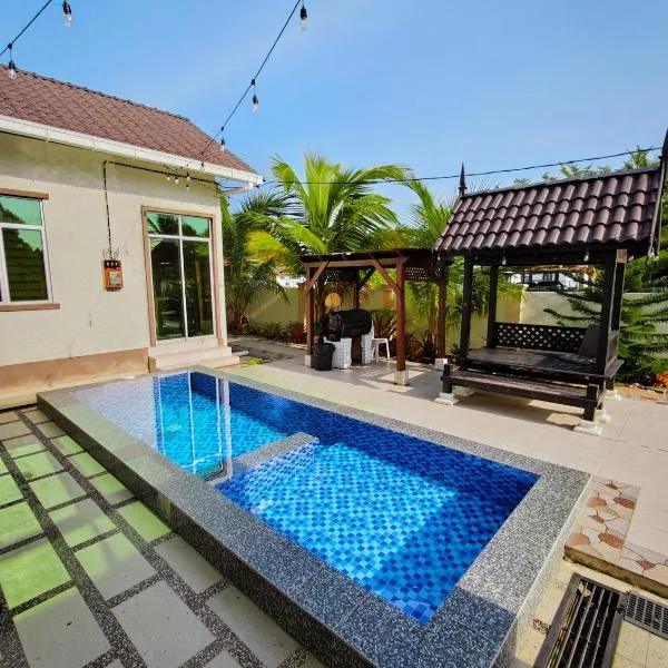 The Broms Villa, Pantai Pandak, Moslem Friendly, hotel a Kuala Terengganu