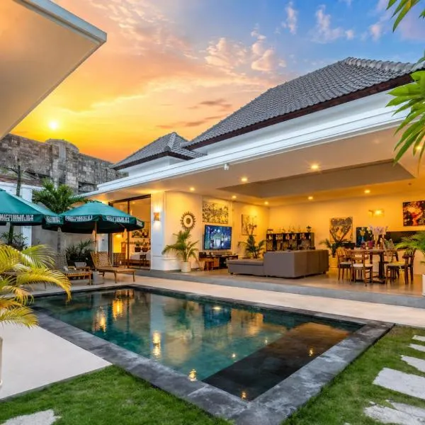 New Luxury Seminyak Villa, 5 Min to Beach, hotell i Seminyak