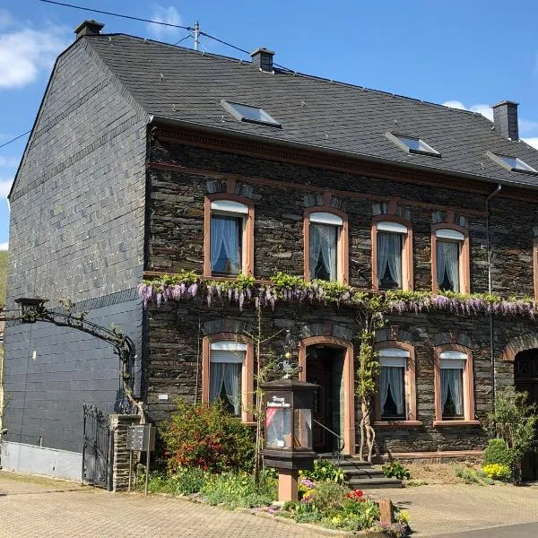 Gästehaus Schiffmann 1895, hotel v destinácii Brauneberg