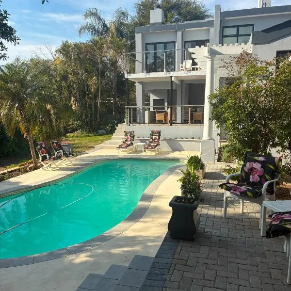 House Foxglove, hotel in Paarl