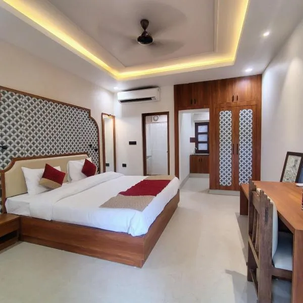 MVT Guesthouse & Restaurant, hotel in Vrindāvan