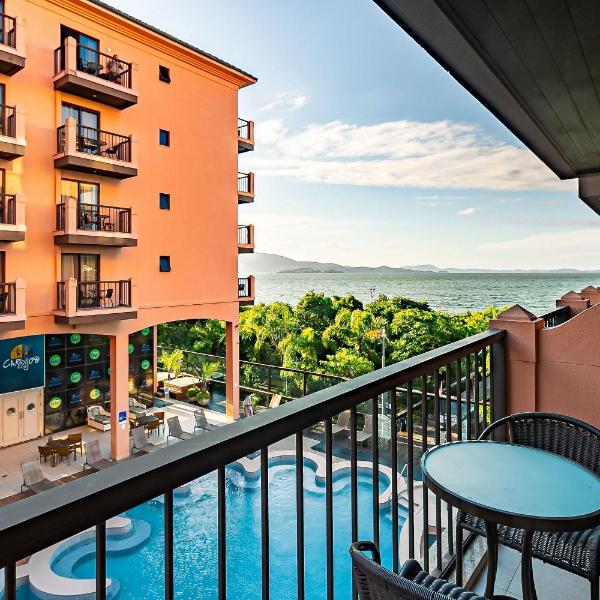 Suíte maravilhosa em resort pé na areia JBV108