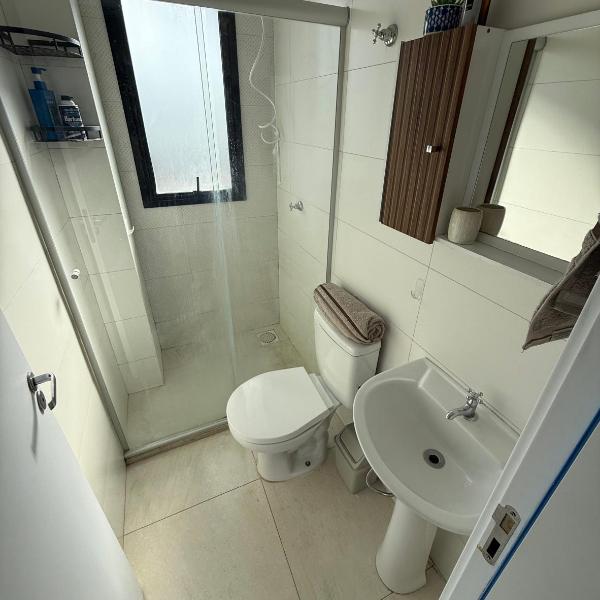 Charmoso apartamento disponível no ai r bn b com garagem a 5 min dos Freeshops - Foto 3