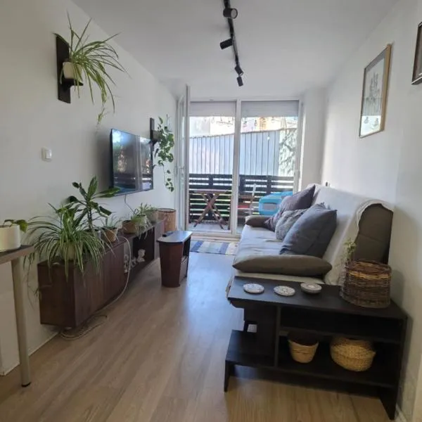 Two Bedroom Apartment with Terrace & Parking, viešbutis Ochride