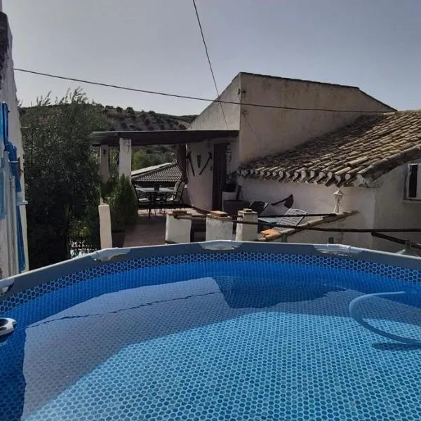 Casa La Rosa, hotell sihtkohas Almedinilla