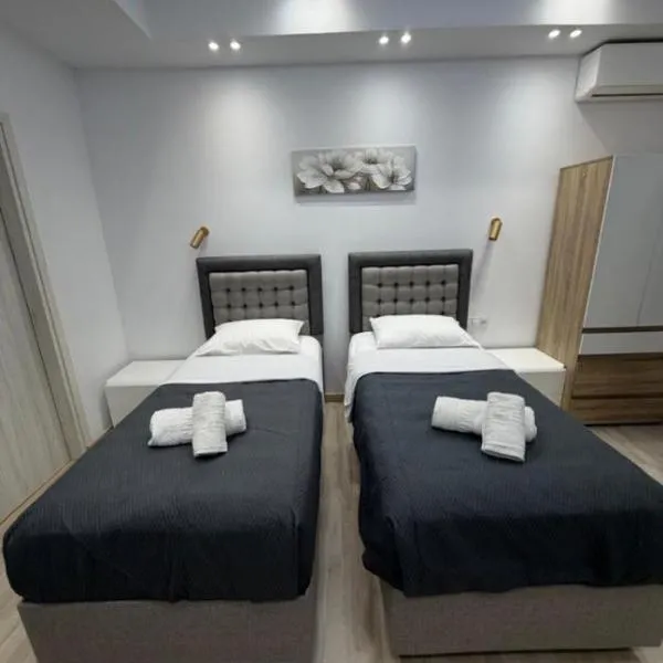 Aggelos Room 5, hotel en Volos