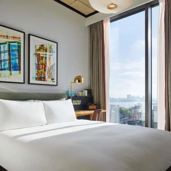 TRIBE London Canary Wharf, готель у Лондоні