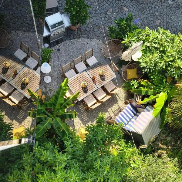 Die Art Farm I Group Rental near Frankfurt I Messe, hotel en Schoneck
