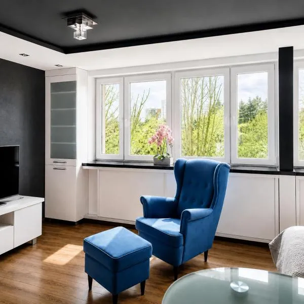 Viesnīca Black & White Komfortowe Apartamenty 2 km od Centrum pilsētā Raciboža