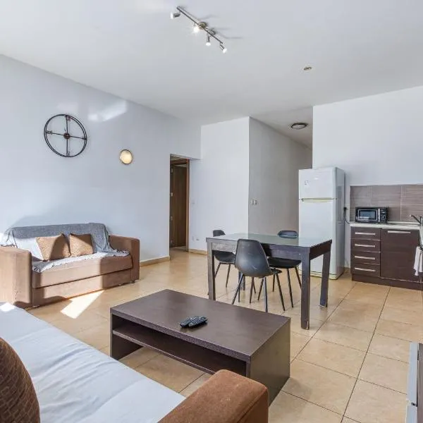 Central Paceville Apartment Nightlife & Beach, hotel em Paceville