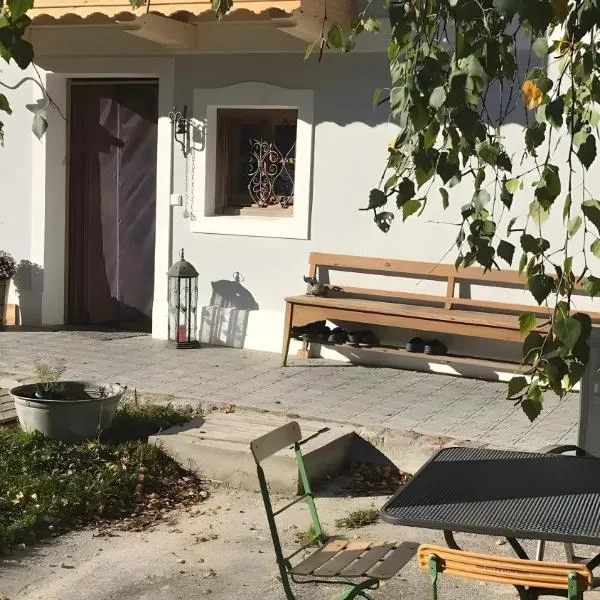 Unter der Linde, hotel en Tittmoning