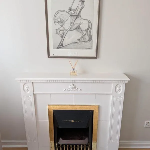 Cosy central Edinburgh flat with free parking, hotel em Edimburgo