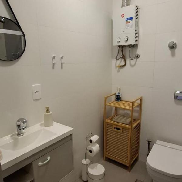 Apartamento recém-reformado em localização perfeita - Foto 3
