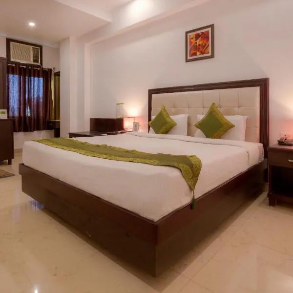 Treebo Trend Shivam Inn near Singapore Mall، فندق في لاكناو