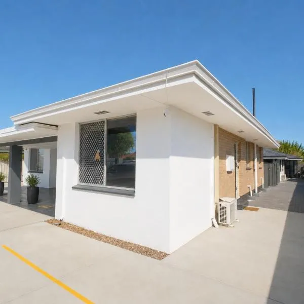 Relaxing Two-Bedroom Retreat Near the Airport, hotel em Perth