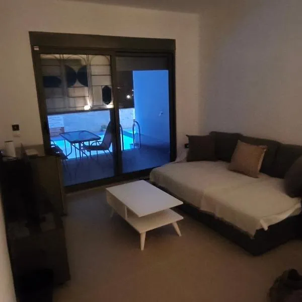 Aegina-Paradise Suites, hotel en Vathí