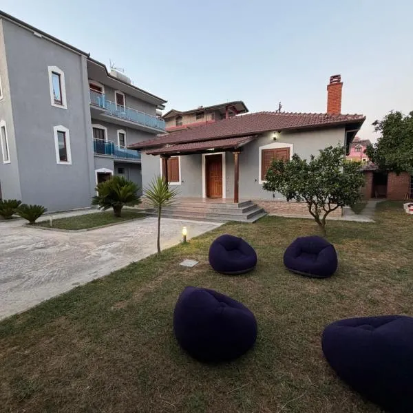 Comfort House, hotel em Bathoria
