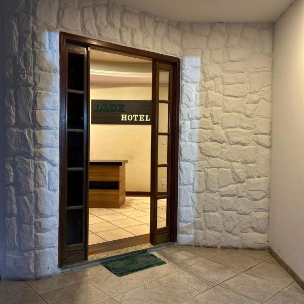 DLUX Hotel - Foto 2