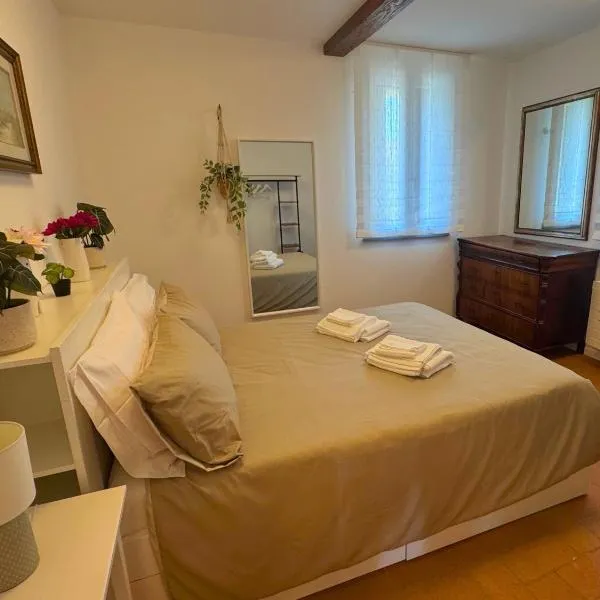 Appartamenti & Affittacamere - Ca' Verde, hotel u gradu 'Vicofertile'