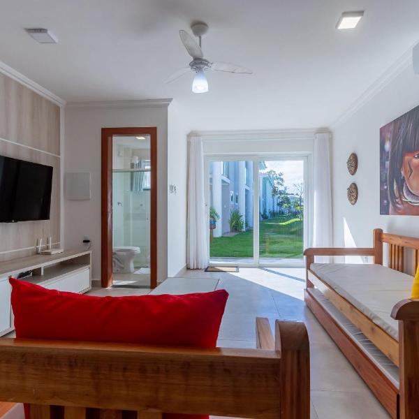 Casa em cond com piscina perto da Praia MGI025
