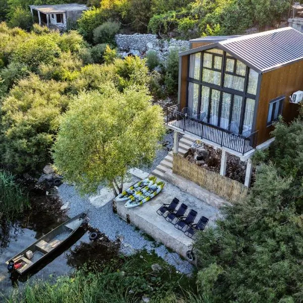 Fishermans home Skadar Lake, hotel di Žabljak
