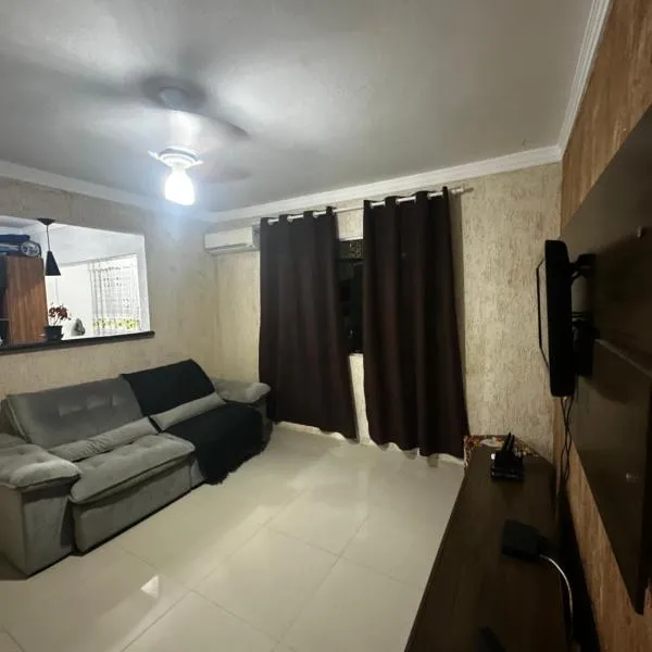 Apartamento na praia, hotel v mestu Praia Grande