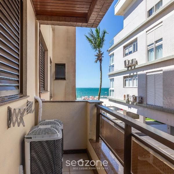 Apto belo e pé na areia em Canasvieiras ILH0107